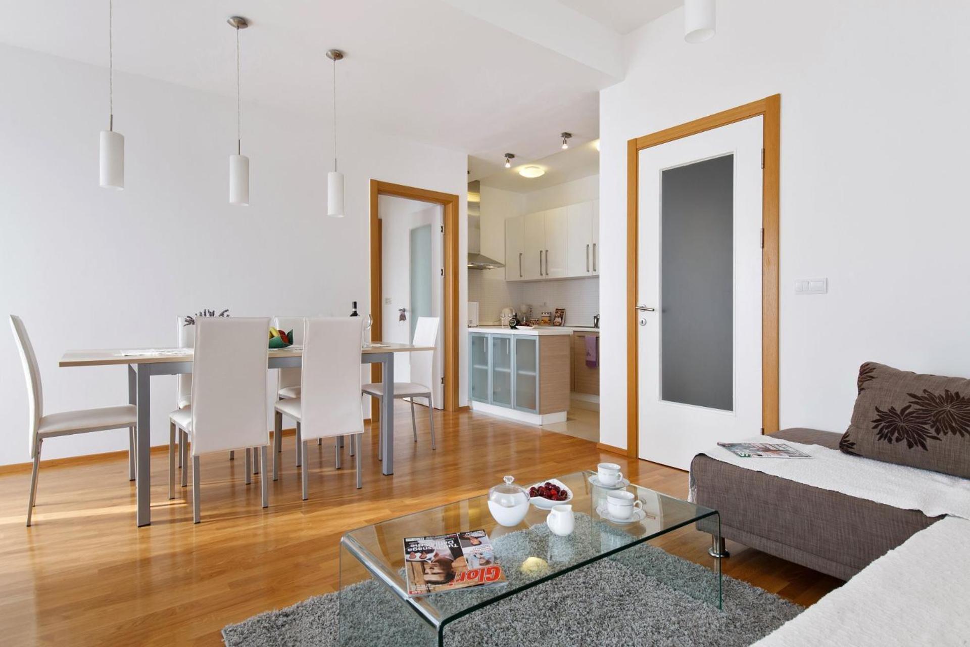 Apartment Marija - free parking Trogir Buitenkant foto